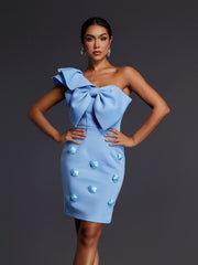 Robe mini asymétrique à nœud et fleur