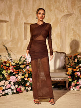 Robe longue maxi en maille froncée à manches longues couleur café