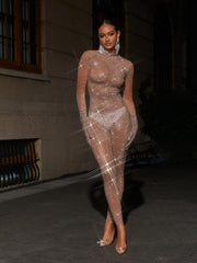 Combinaison en résille strass couleur nude foncé