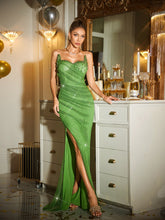 Robe longue bustier fendue en résille strassée