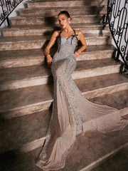 Robe maxi à fines bretelles et strass