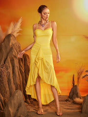 Robe longue froncée spaghetti en jaune