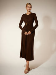 Robe midi froncée à manches longues