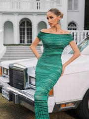 Robe longue verte en résille strass à épaules dénudées