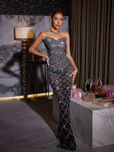 Robe longue bustier en résille strassée