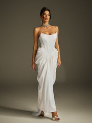 Robe longue bustier en satin sans bretelles