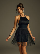 Robe mini bandage à franges et dos nu