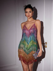 Robe courte à franges en cristal arc-en-ciel et col en V