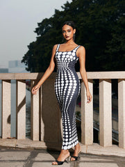 Robe longue blanche à pois
