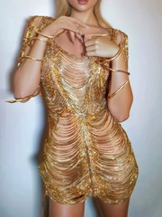 Robe courte en maille à chaîne diamantée dorée