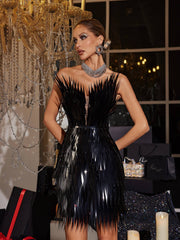 Robe courte en plumes métalliques noires