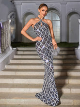 Robe longue dos nu à sequins et cristaux noirs