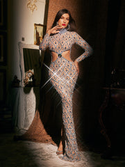 Robe maxi à col montant ornée de découpes