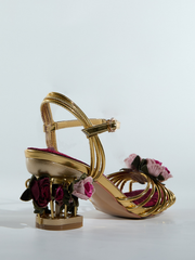 Sandales en velours fleuri