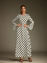 Robe longue à pois à manches évasées
