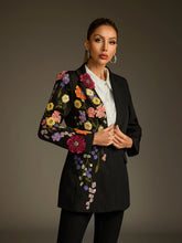 Blazer brodé de fleurs