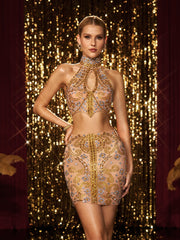 Ensemble jupe à col montant découpée et strass