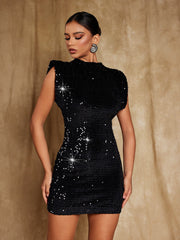 Robe mini à sequins avec épaulettes