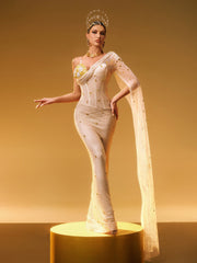 Robe maxi asymétrique à strass avec épaule dénudée