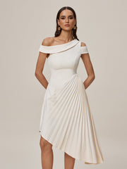 Robe midi plissée asymétrique