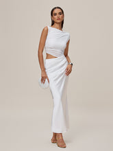 Robe maxi sans manches à découpes et fronces