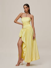 Robe longue bustier à lacets et volants