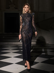 Robe maxi fendue à strass et toile d'araignée
