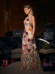 Robe longue sans manches en maille à fleurs rose poudré
