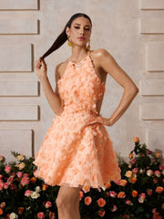 Robe mini-robe à fleurs dos nu