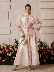 Robe longue fleurie boutonnée à col montant