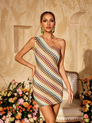 Robe courte asymétrique en maille