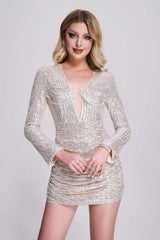 Robe courte à sequins