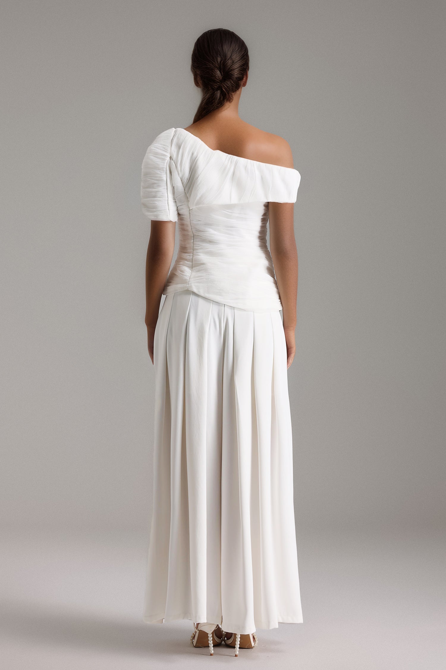 Ensemble pantalon à taille plissée asymétrique