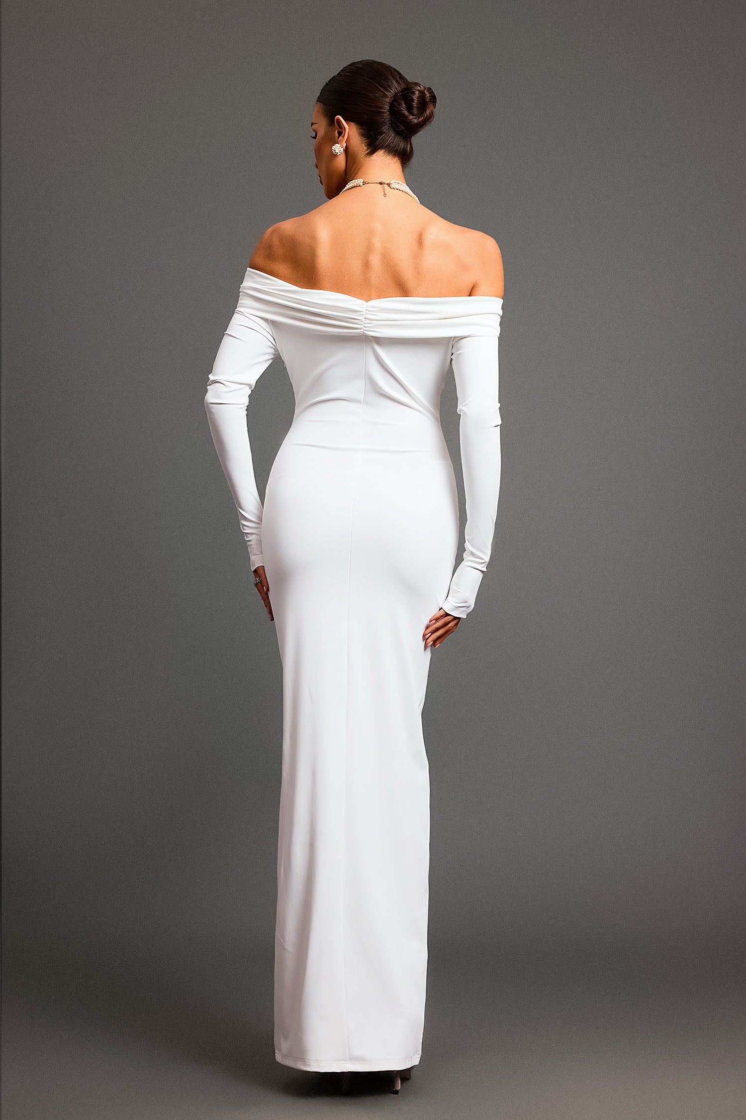 Off Shoulder Long Sleeves Backless Maxi Dress