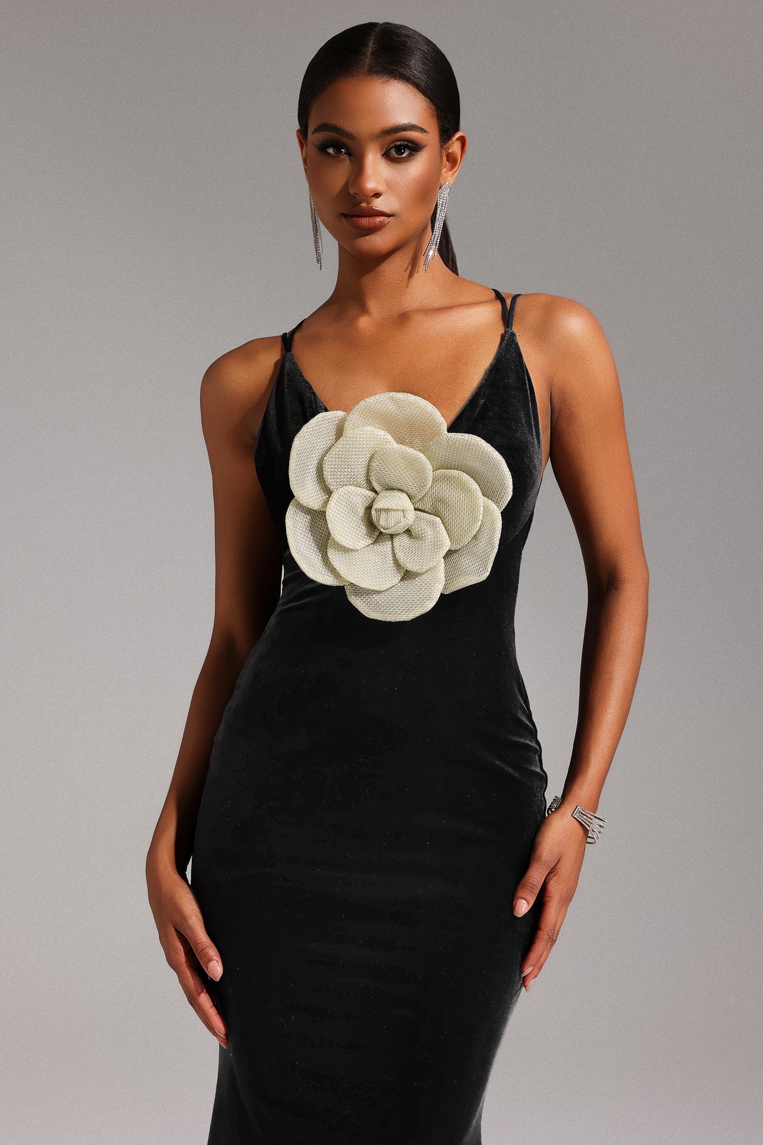 V-Neck Sleeveless Flowers Backless Velvet Maxi Dress