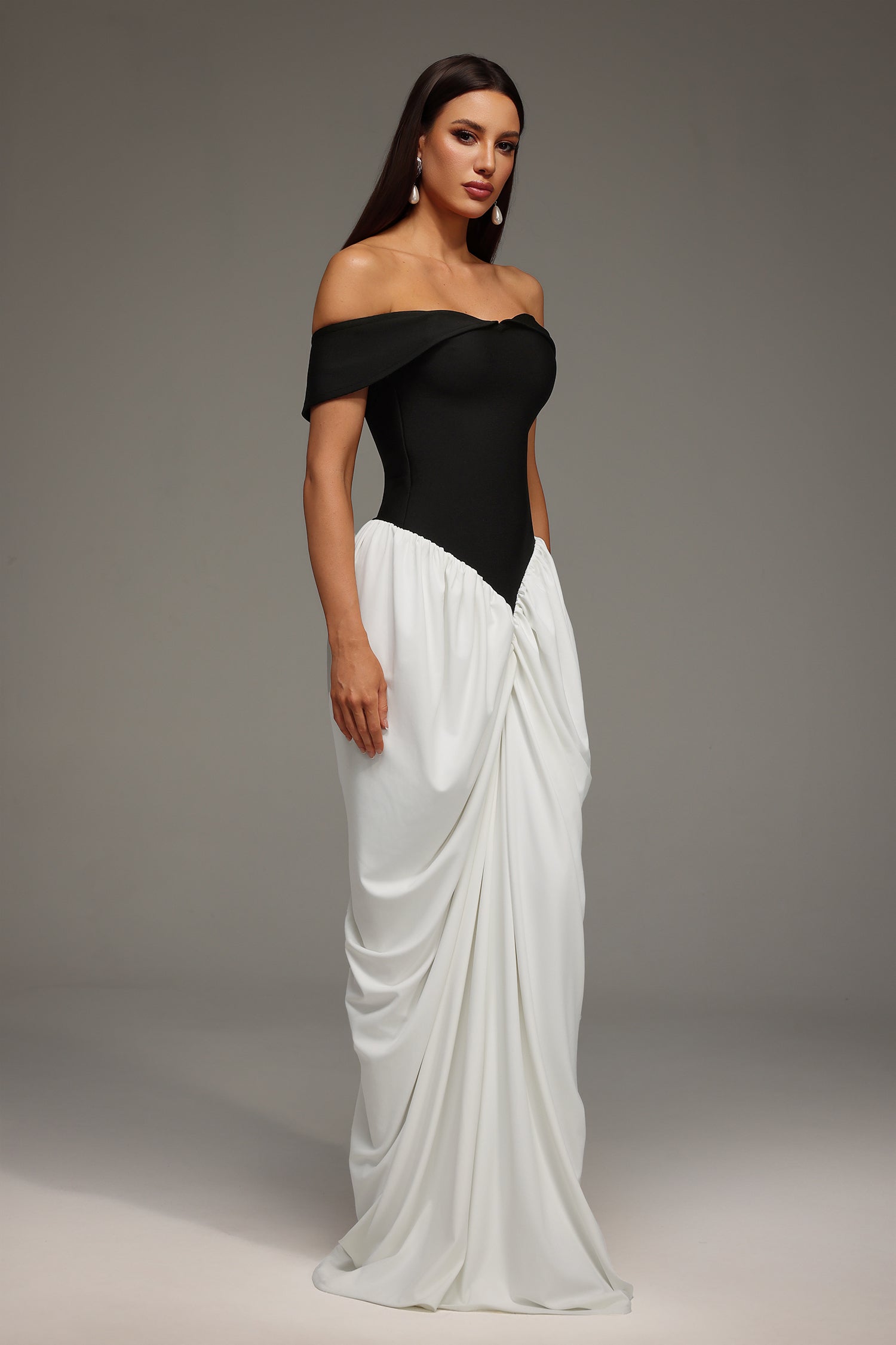 Sleeveless Off The Shoulder Wrinkles Bandage Maxi Dress
