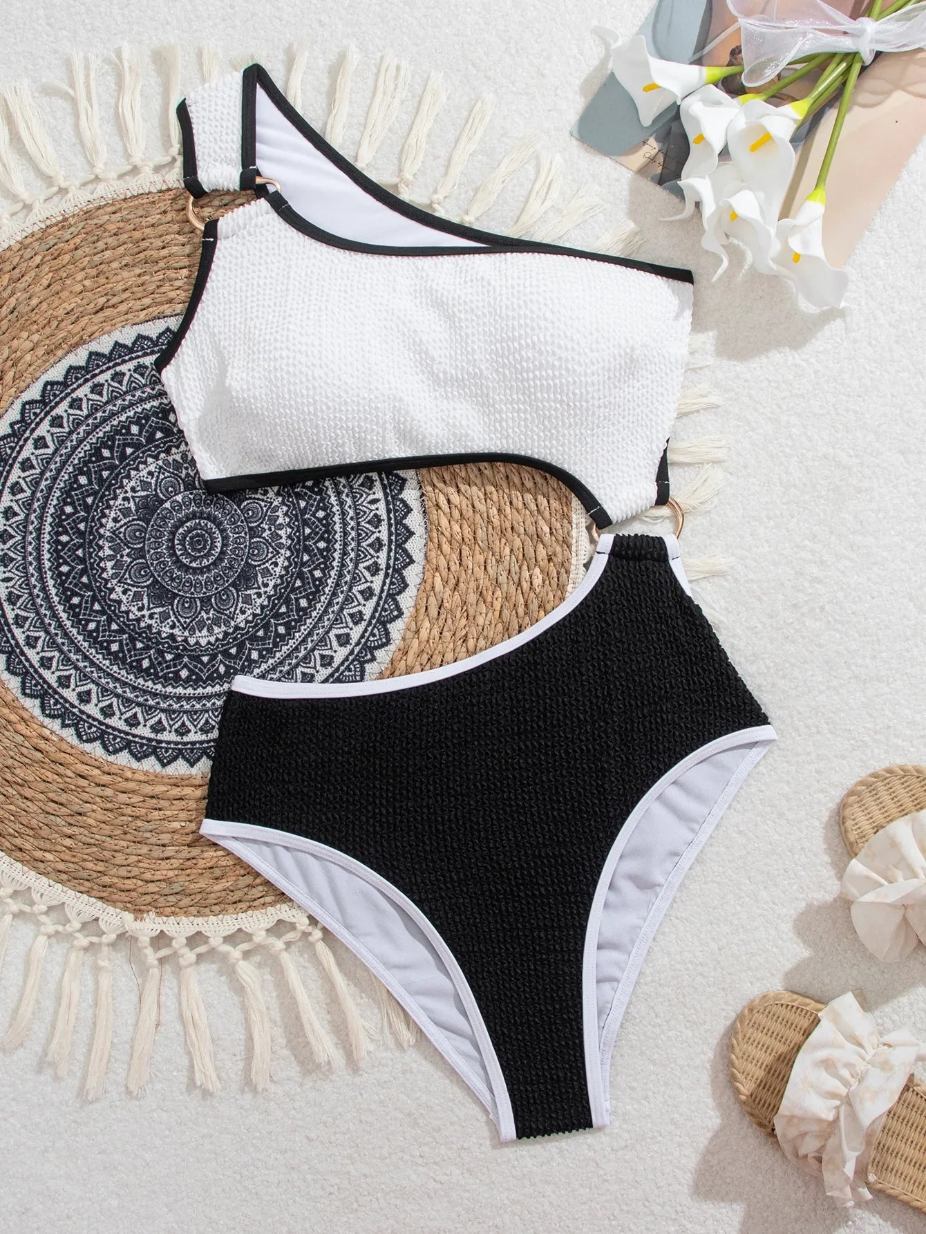 One-Shoulder Two Piece Bikini Sets Swimsuit Cut-Out Swimsuit with Metal Rings Two Pieces