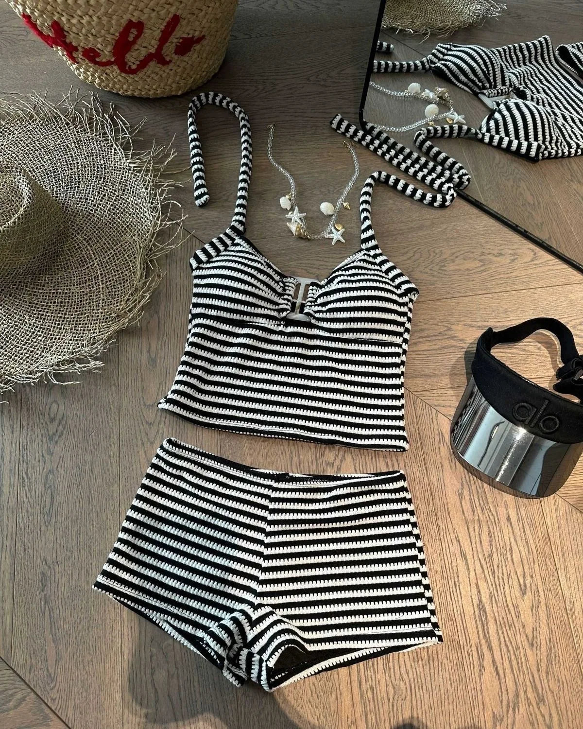 Stripeded Two Piece Bikini Set Tummy Control Boyleg Swimsuit