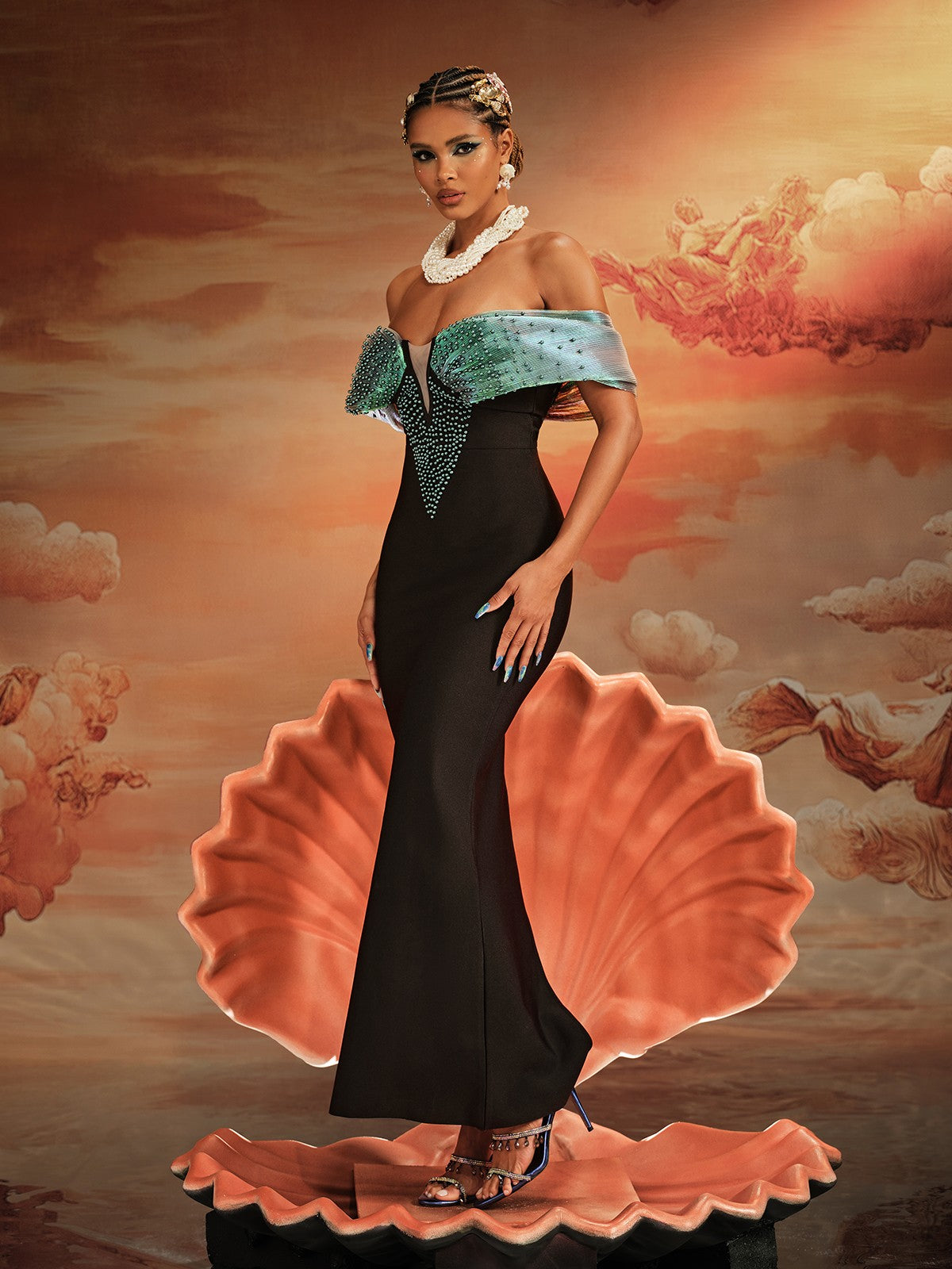 Robe maxi à épaules dénudées et bandage perlé 