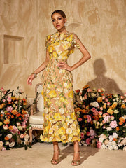 Robe midi à fleurs brodées 
