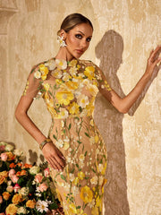 Robe midi à fleurs brodées 
