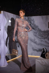 Robe longue en tulle à franges de strass 