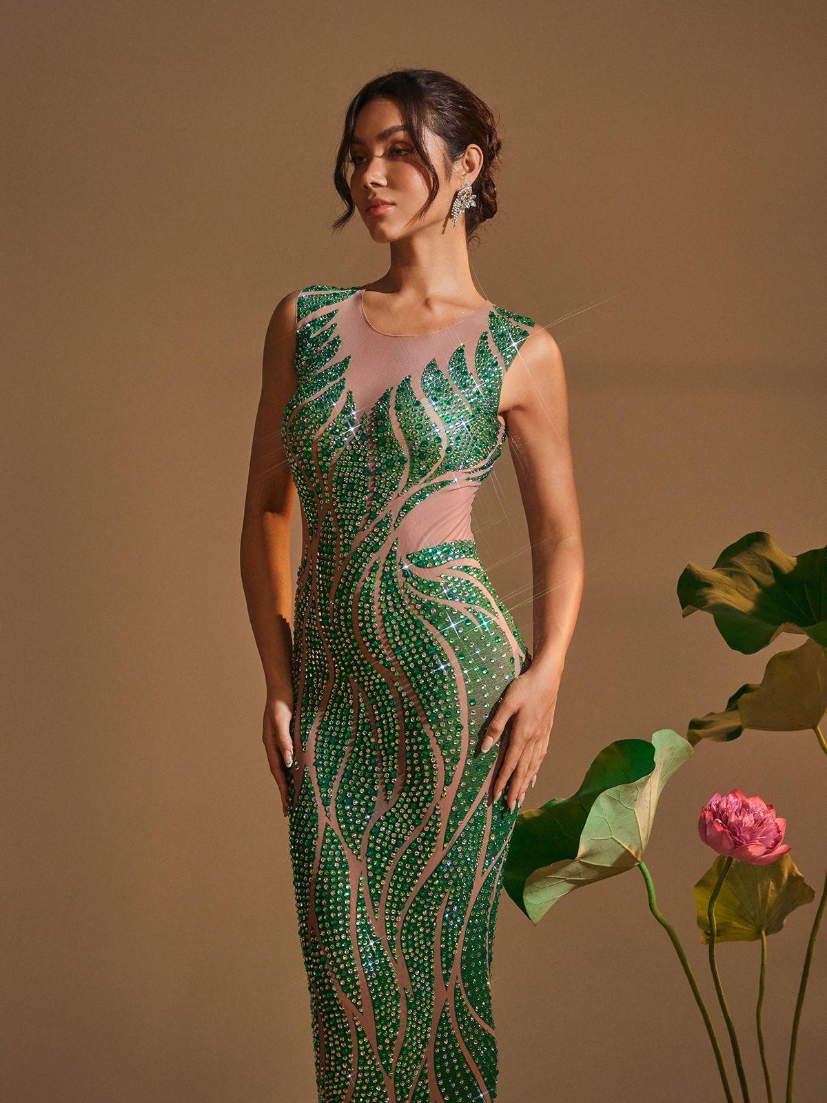 Robe maxi imprimée strass à col rond 