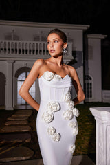 Robe bandage sans bretelles à fleurs 