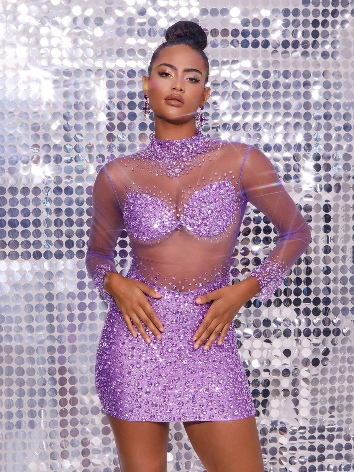 Robe courte en maille cristal violette 