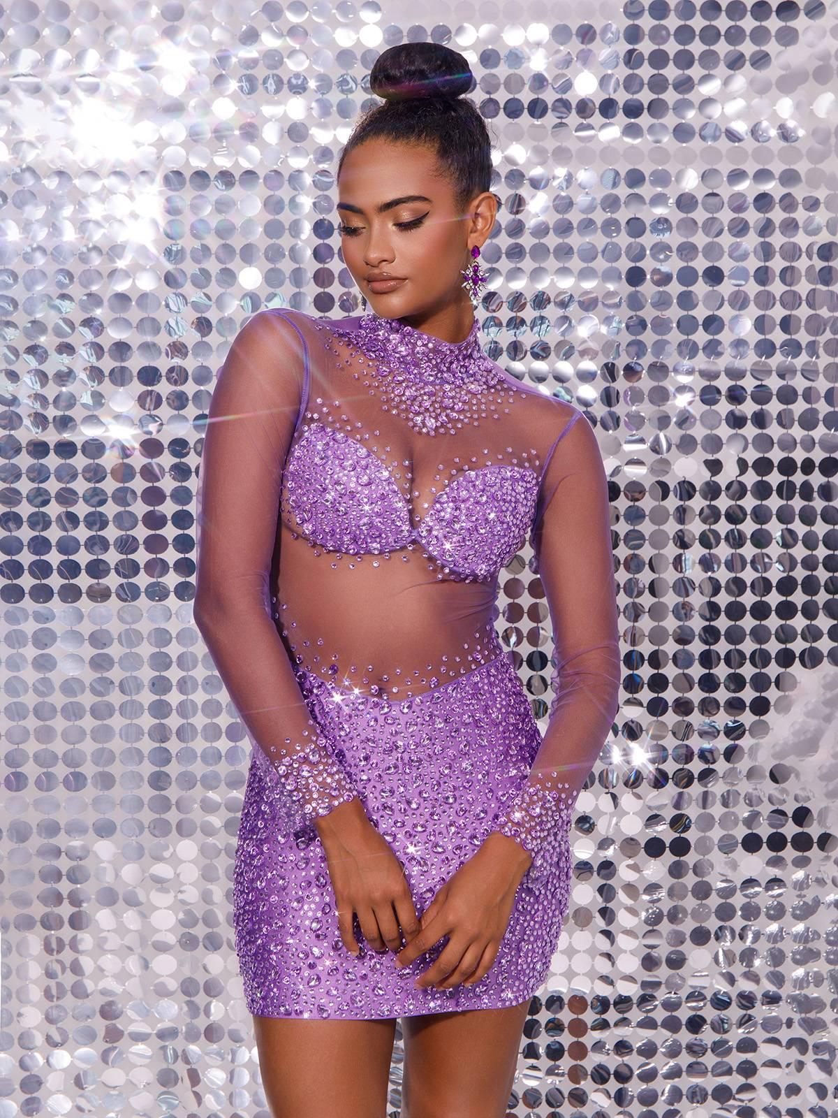 Robe courte en maille cristal violette 
