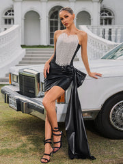 Robe mini en cuir drapé sans bretelles 