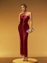 Robe longue rouge à franges et col halter 