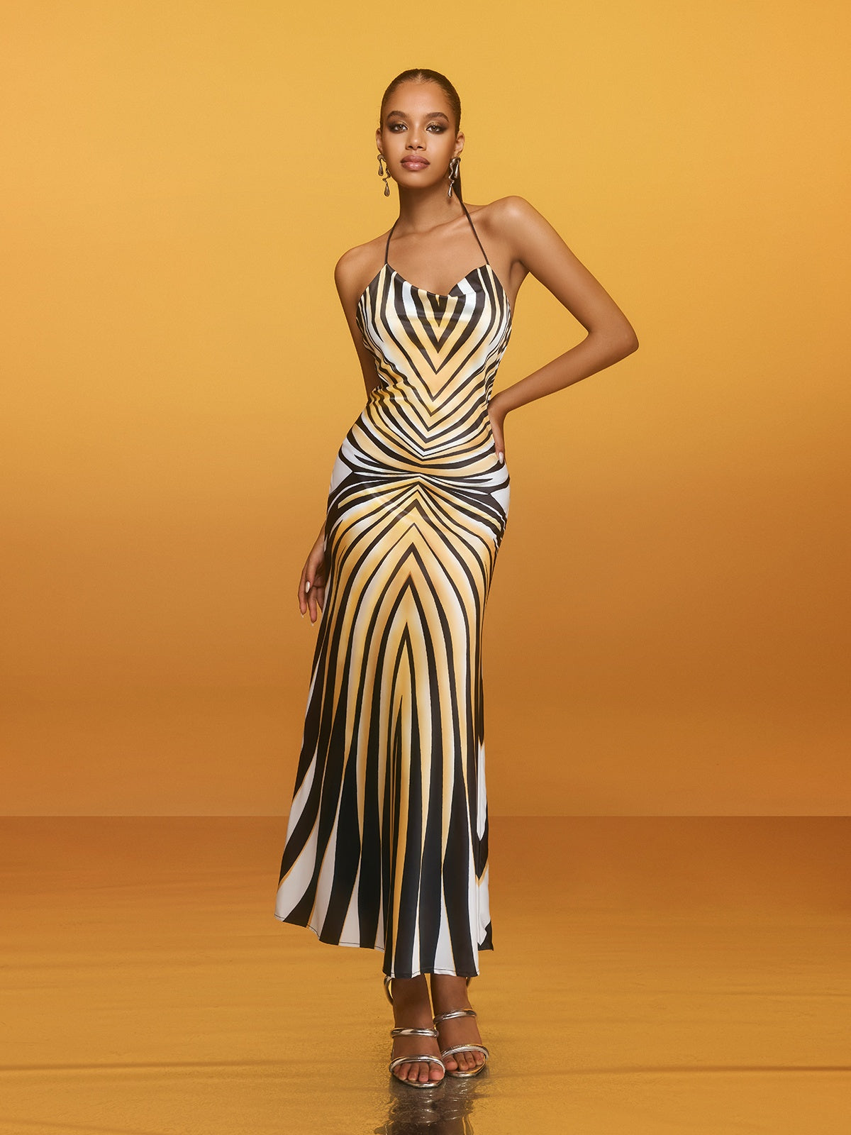 Robe midi rayée à col halter 