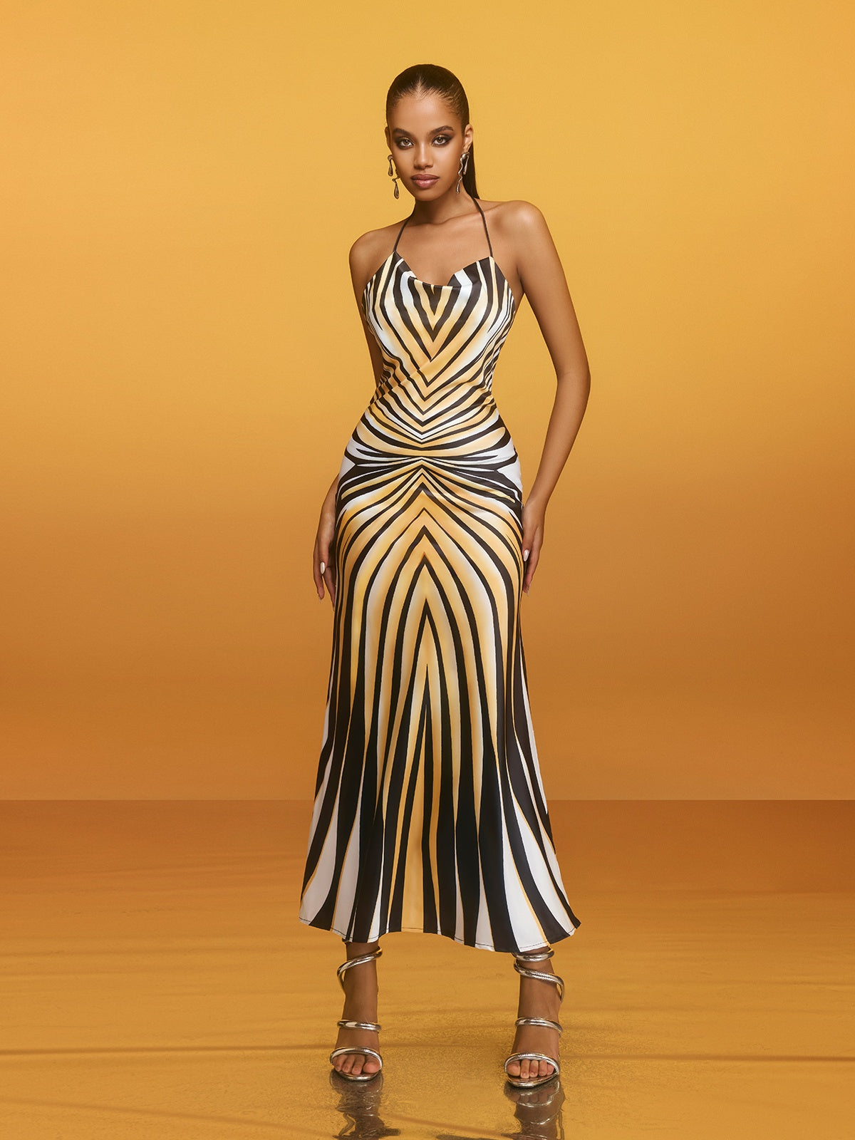 Robe midi rayée à col halter 